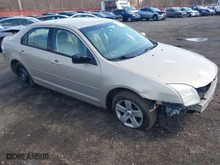 2006 Ford Fusion SE with VIN 3FAFP07176R240651, listed as a IAAI auction lot 41867045 with 164,455 mi miles. Bid and sale history available at carsss.com. Image 1.
