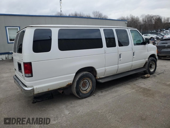 2004 Ford Econoline Passenger XL with VIN 1FDSS31L64HB18943, listed as a Copart auction lot 87038244 with 146,382 mi miles and Clean Title. Bid and sale history available at carsss.com. Image 3.