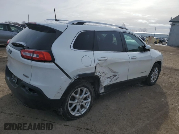 2016 Jeep Cherokee Latitude with VIN 1C4PJMCB5GW270008, listed as a Copart auction lot 43928675 with 157,704 mi miles and Salvage Title. Bid and sale history available at carsss.com. Image 3.