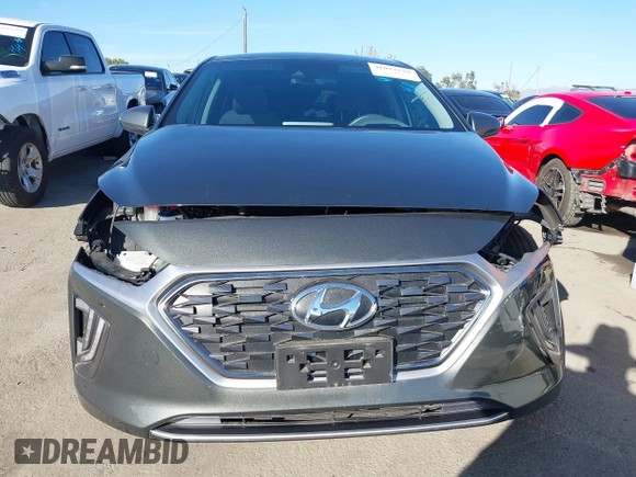 2022 Hyundai Ioniq SE z VIN KMHC75LCXNU271168, wystawiony jako IAAI lot #41073220 z przebiegiem 31 890 mil mil oraz . Historia ofert i sprzedaży dostępna na DreamBid. Obrazek 13.