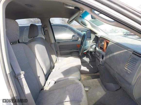 2006 Dodge Ram 1500 SLT with VIN 1D7HU182X6J156011, listed as a IAAI auction lot 41024244 with 225,279 mi miles. Bid and sale history available at carsss.com. Image 5.