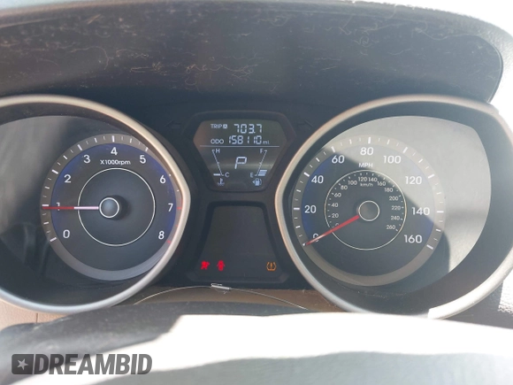 2011 Hyundai Elantra GLS z VIN KMHDH4AE0BU135563, wystawiony jako IAAI lot #42482810 z przebiegiem 158 110 mil mil oraz . Historia ofert i sprzedaży dostępna na DreamBid. Obrazek 7.