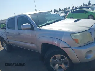 2007 Toyota Tacoma PreRunner с VIN 5TEJU62NX7Z450754, выставлен на аукционе IAAI как лот 42167915 с пробегом 221 560 миль миль и . История ставок и продаж доступна на DreamBid. Изображение 13.