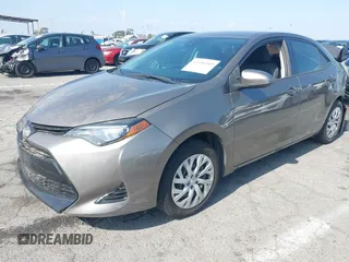 2018 Toyota Corolla L с VIN 5YFBURHEXJP845530, выставлен на аукционе IAAI как лот 42184549 с пробегом 113 379 миль миль и . История ставок и продаж доступна на DreamBid. Изображение 17.