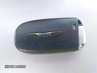 2022 Chrysler 300 S z VIN 2C3CCABG0NH190751, wystawiony jako IAAI lot #41782941 z przebiegiem Nie podano mil oraz . Historia ofert i sprzedaży dostępna na DreamBid. Obrazek 11.