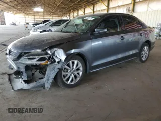 2012 Volkswagen Jetta SE z VIN 3VWDP7AJ5CM387575, wystawiony jako Copart lot #52826115 z przebiegiem 129 884 mil mil oraz Szkody całkowita. Historia ofert i sprzedaży dostępna na DreamBid. Obrazek 1.