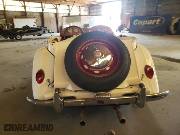 1971 Volkswagen Beetle with VIN 1112313102, listed as a Copart auction lot 55659265 with 3,677 mi miles and Salvage Title. Bid and sale history available at DreamBid. Image 6.