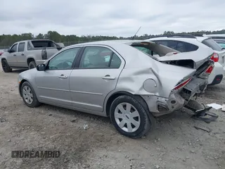 2008 Ford Fusion S with VIN 3FAHP06Z78R111053, listed as a IAAI auction lot 41522528 with 145,467 mi miles. Bid and sale history available at carsss.com. Image 3.