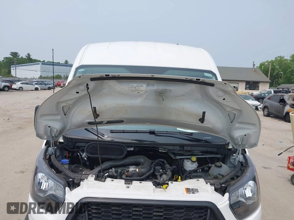 2024 Ford Transit Cargo with VIN 1FTBR2C82RKA72122, listed as a IAAI auction lot 42432209 with 26,806 mi miles and . Bid and sale history available at DreamBid. Image 10.