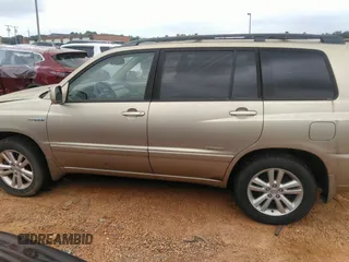 2007 Toyota Highlander w/3rd Row z VIN JTEDW21A070019074, wystawiony jako IAAI lot #40342502 z przebiegiem 253 967 mil mil oraz . Historia ofert i sprzedaży dostępna na DreamBid. Obrazek 14.