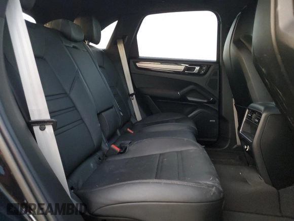 2023 Porsche Cayenne S z VIN WP1AB2AY8PDA15250, wystawiony jako Copart lot #53064315 z przebiegiem 29 655 mil mil oraz Szkoda całkowita • Salvage title. Historia ofert i sprzedaży dostępna na DreamBid. Obrazek 10.
