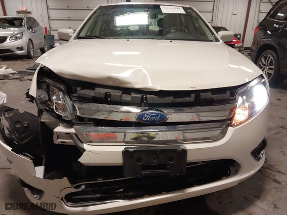 2011 Ford Fusion SEL with VIN 3FAHP0JA5BR273000, listed as a IAAI auction lot 41621394 with 153,578 mi miles. Bid and sale history available at carsss.com. Image 6.
