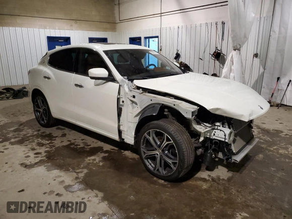 2021 Maserati Levante z VIN ZN661XUA1MX370792, wystawiony jako Copart lot #83474194 z przebiegiem 89 428 mil mil oraz Szkoda całkowita • Salvage title. Historia ofert i sprzedaży dostępna na DreamBid. Obrazek 4.
