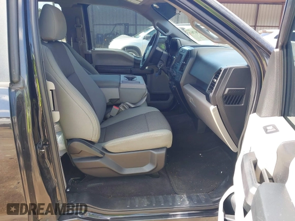 2015 Ford F-150 XL with VIN 1FTEX1C88FKE45401, listed as a IAAI auction lot 42667833 with 250,866 mi miles and . Bid and sale history available at DreamBid. Image 5.