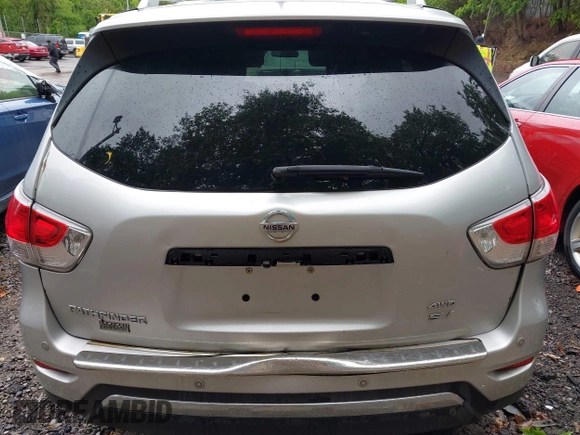 2014 Nissan Pathfinder Platinum with VIN 5N1AR2MM8EC695848, listed as a IAAI auction lot 42131526 with 154,227 mi miles and . Bid and sale history available at DreamBid. Image 16.
