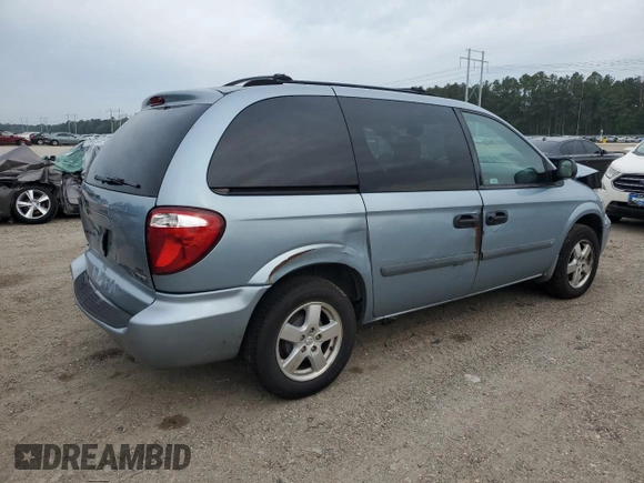 2006 Dodge Caravan SXT with VIN 1D4GP45R26B607591, listed as a Copart auction lot 55261715 with 174,486 mi miles and Salvage Title. Bid and sale history available at DreamBid. Image 3.