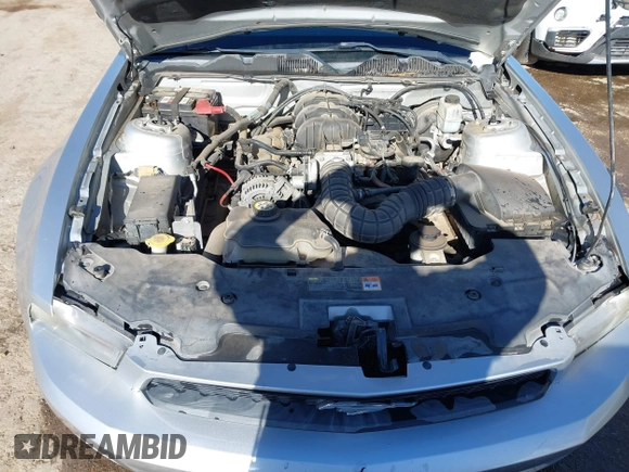 2010 Ford Mustang V6 with VIN 1ZVBP8EN9A5122431, listed as a IAAI auction lot 41802456 with 150,524 mi miles and . Bid and sale history available at carsss.com. Image 10.