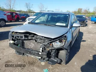 2018 Hyundai Accent SE with VIN 3KPC24A3XJE009062, listed as a IAAI auction lot 42127408 with 101,724 mi miles and . Bid and sale history available at carsss.com. Image 17.