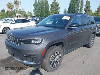 2024 Jeep Grand Cherokee Limited z VIN 1C4RJKBGXR8603689, wystawiony jako IAAI lot #42559936 z przebiegiem 21 173 mil mil oraz . Historia ofert i sprzedaży dostępna na DreamBid. Obrazek 6.