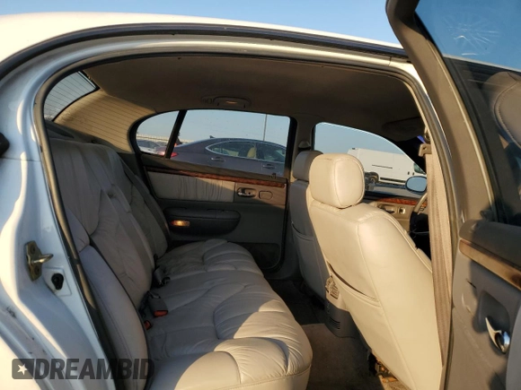 1994 Chrysler LHS z VIN 2C3ED56F7RH682200, wystawiony jako Copart lot #75204544 z przebiegiem 90 694 mil mil oraz Tytuł czysty. Historia ofert i sprzedaży dostępna na DreamBid. Obrazek 10.