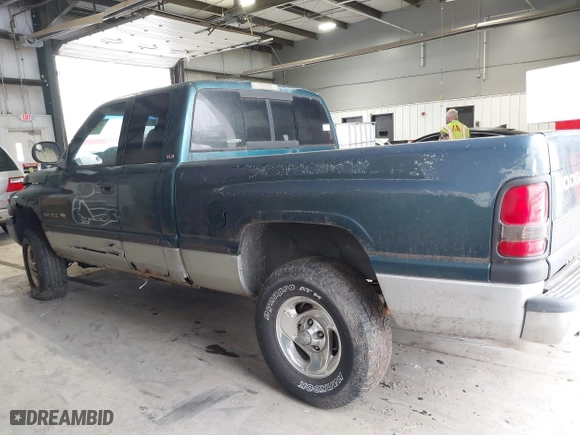 1998 Dodge Ram 1500 with VIN 3B7HF13Z1WG234475, listed as a IAAI auction lot 41523893 with 195,646 mi miles. Bid and sale history available at carsss.com. Image 15.