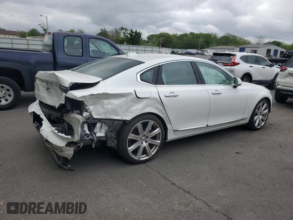 2017 Volvo S90 Inscription с VIN YV1A22ML9H1008614, выставлен на аукционе Copart как лот 55606895 с пробегом 43 242 миль миль и Списание • Salvage title. История ставок и продаж доступна на DreamBid. Изображение 3.