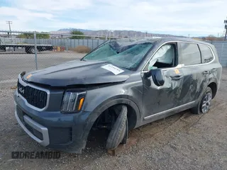 2024 Kia Telluride LX z VIN 5XYP2DGC8RG423352, wystawiony jako IAAI lot #41194764 z przebiegiem Nie podano mil oraz . Historia ofert i sprzedaży dostępna na DreamBid. Obrazek 2.