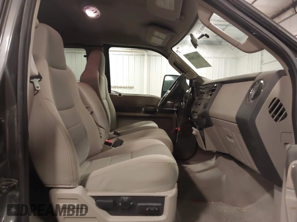 2008 Ford F-250 XL с VIN 1FTSX21568EC86400, выставлен на аукционе IAAI как лот 41674850 с пробегом 104 355 миль миль и . История ставок и продаж доступна на DreamBid. Изображение 5.