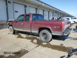 1997 Chevrolet Silverado 1500 with VIN 2GCEK19R3V1277602, listed as a Copart auction lot 45843165 with 417,524 mi miles and Salvage Title. Bid and sale history available at DreamBid. Image 2.