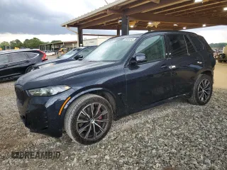 2024 BMW X5 sDrive40i z VIN 5UX13EU04R9T91552, wystawiony jako Copart lot #55486545 z przebiegiem 12 995 mil mil oraz Szkoda całkowita • Salvage title. Historia ofert i sprzedaży dostępna na DreamBid. Obrazek 1.