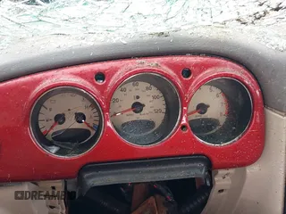 2001 Chrysler PT Cruiser z VIN 3C4FY4BB31T623108, wystawiony jako IAAI lot #39818981 z przebiegiem Nie podano mil oraz . Historia ofert i sprzedaży dostępna na DreamBid. Obrazek 7.