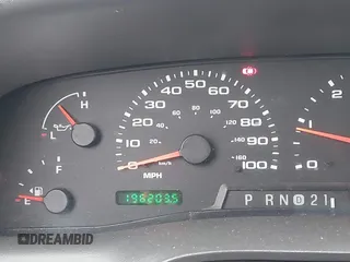 2003 Ford F-250 XL с VIN 1FTNW20L83EC77982, выставлен на аукционе IAAI как лот 42725985 с пробегом 196 203 миль миль и . История ставок и продаж доступна на DreamBid. Изображение 15.