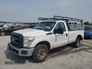 2016 Ford F-250 XL with VIN 1FTBF2A60GEA69256, listed as a Copart auction lot 60632905 with 353,190 mi miles and Salvage title. Bid and sale history available at DreamBid. Image 1.