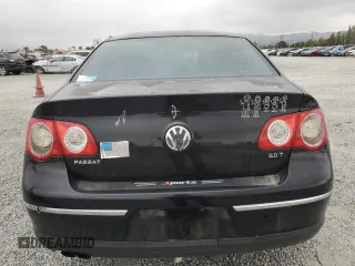 2008 Volkswagen Passat Turbo z VIN WVWJK73C58P031048, wystawiony jako Copart lot #72563814 z przebiegiem 175 435 mil mil oraz Szkoda całkowita • Salvage title. Historia ofert i sprzedaży dostępna na DreamBid. Obrazek 6.