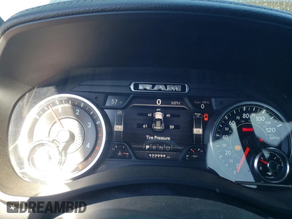 2019 Ram 2500 Laramie with VIN 3C6UR5FL4KG516714, listed as a Copart auction lot 43014085 with 122,999 mi miles and Salvage Title. Bid and sale history available at carsss.com. Image 9.
