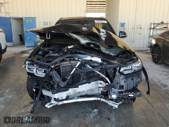 2024 BMW X3 sDrive30i with VIN WBX47DP08RN286581, listed as a Copart auction lot 42040215 with 5,660 mi miles and Non Repairable. Bid and sale history available at DreamBid. Image 5.
