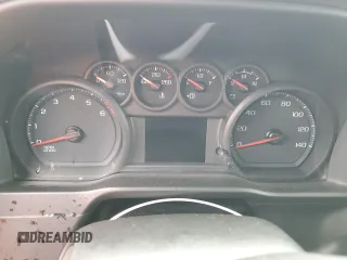 2020 Chevrolet Silverado 1500 Custom with VIN 1GCRWBEHXLZ339963, listed as a Copart auction lot 86070844 with 117,973 mi miles and Salvage Title. Bid and sale history available at carsss.com. Image 9.