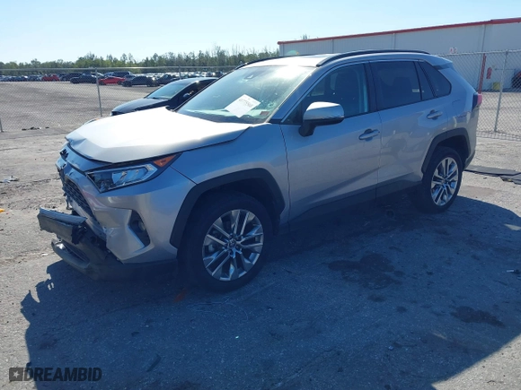 2021 Toyota RAV4 XLE Premium with VIN 2T3C1RFV4MC171497, listed as a IAAI auction lot 41775568 with 73,900 mi miles. Bid and sale history available at carsss.com. Image 17.
