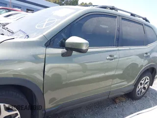 2019 Subaru Forester Premium with VIN JF2SKAEC4KH451448, listed as a IAAI auction lot 42279690 with 99,219 mi miles and . Bid and sale history available at DreamBid. Image 15.