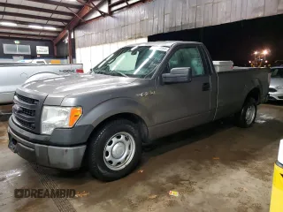 2014 Ford F-150 XL with VIN 1FTMF1CM3EKE67770, listed as a Copart auction lot 84890204 with 193,165 mi miles and Clean Title. Bid and sale history available at carsss.com. Image 1.
