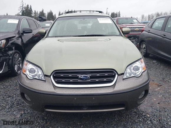 2006 Subaru Legacy Wagon Outback 2.5i Ltd with VIN 4S4BP62C267311889, listed as a IAAI auction lot 41166815 with 181,452 mi miles. Bid and sale history available at carsss.com. Image 13.