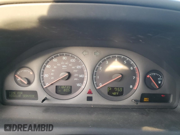 2002 Volvo V70 with VIN YV1SW61R422229256, listed as a Copart auction lot 76397624 with 118,235 mi miles and Salvage Title. Bid and sale history available at carsss.com. Image 9.