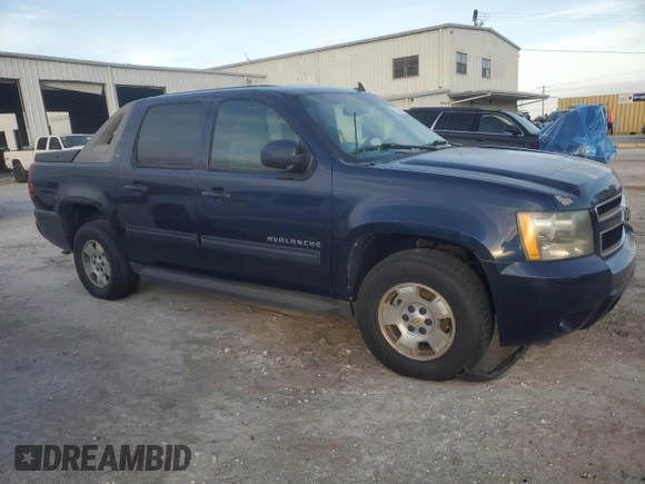 2009 Chevrolet Avalanche LT w/2LT with VIN 3GNFK22049G284391, listed as a Copart auction lot 76367424 with 0 mi miles and Non Repairable. Bid and sale history available at carsss.com. Image 4.