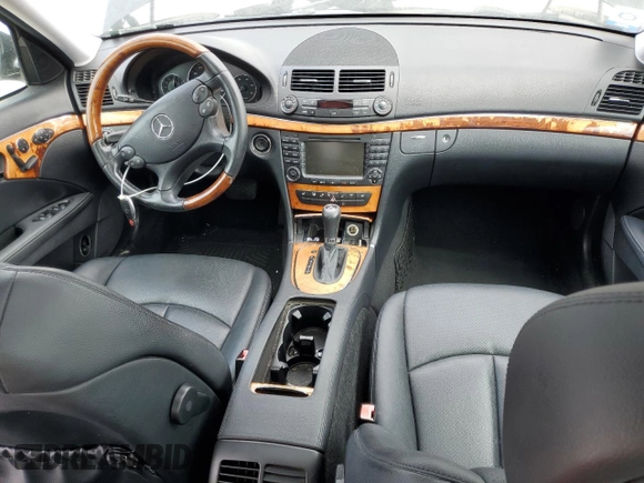 2008 Mercedes-Benz E 320 with VIN WDBUF22X28B294053, listed as a Copart auction lot 51842435 with 194,732 mi miles and Clean Title. Bid and sale history available at DreamBid. Image 8.