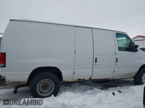 2014 Ford Econoline Cargo Super Duty Commercial with VIN 1FTSE3EL5EDA27709, listed as a IAAI auction lot 41215241 with 214,536 mi miles and . Bid and sale history available at carsss.com. Image 13.