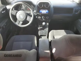 2017 Jeep Patriot Sport z VIN 1C4NJPBB4HD120494, wystawiony jako Copart lot #52203955 z przebiegiem 103 805 mil mil oraz Szkoda całkowita • Salvage title. Historia ofert i sprzedaży dostępna na DreamBid. Obrazek 8.