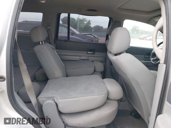 2008 Dodge Durango SLT z VIN 1D8HB48NX8F140992, wystawiony jako IAAI lot #42417369 z przebiegiem 268 803 mil mil oraz . Historia ofert i sprzedaży dostępna na DreamBid. Obrazek 8.