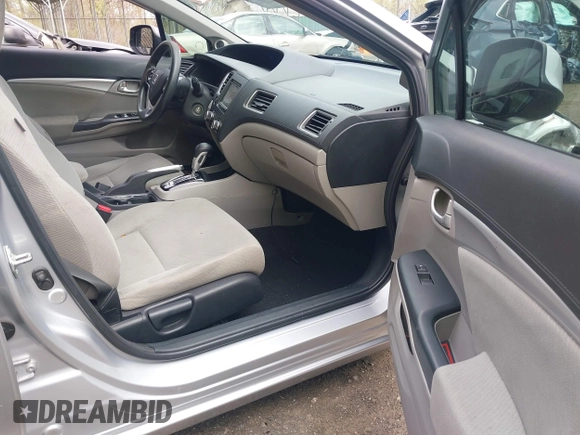 2013 Honda Civic EX with VIN 19XFB2F81DE036385, listed as a IAAI auction lot 42026958 with 158,338 mi miles and . Bid and sale history available at DreamBid. Image 5.