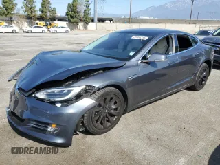 2018 Tesla Model S 75D with VIN 5YJSA1E21JF234804, listed as a Copart auction lot 56966355 with 56,379 mi miles and Salvage title. Bid and sale history available at DreamBid. Image 1.