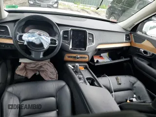 2021 Volvo XC90 Inscription Expression with VIN YV4BR00K6M1732145, listed as a Copart auction lot 53421703 with 28,301 mi miles. Bid and sale history available at carsss.com. Image 8.